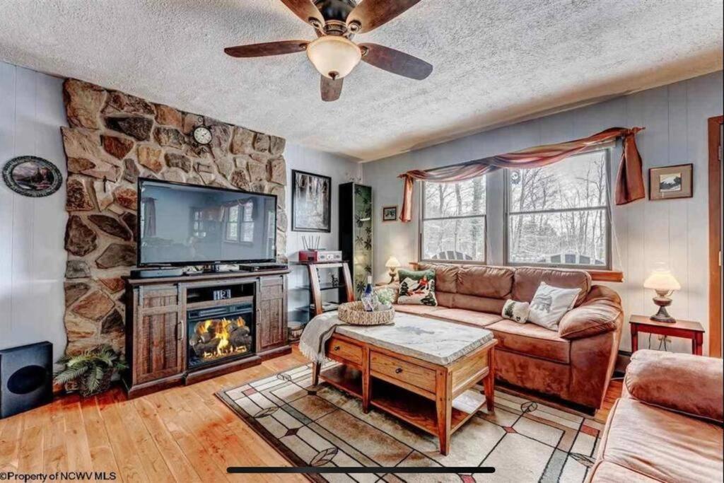 3 Bedroom Cabin At Alpine Lake, Near Deep Creek-Wisp Resort Terra Alta Exterior photo